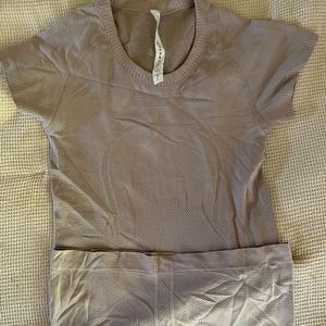 Lululemon Swiftly Tech Tee